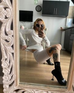 Rose&Leoni Classy Slip Shorts with White Lace